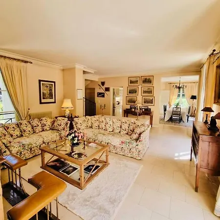 Bovary Villa